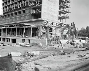 Hotel Prints: Anefo photo collection. Collapse Construction Hilton Hotel. May 24, 1961
