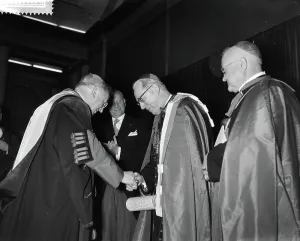 Cardinal Prints: Anefo photo collection. Erepromoties granted by the unit of Leuven