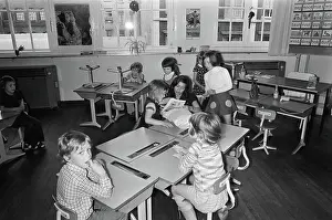 August Prints: Anefo photo collection. First school day at primary school
