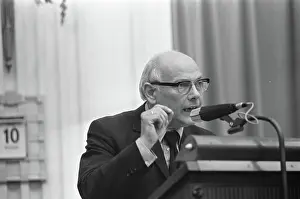 Speak Prints: Anefo photo collection. General considerations of the House of Representatives
