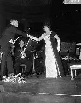Rise Prints: Anefo photo collection. Grand Gala du Disque Classique 1965 in the Concertgebouw in Amsterdam