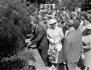 Blind Prints: Anefo photo collection. The Hague Opening of the blind garden