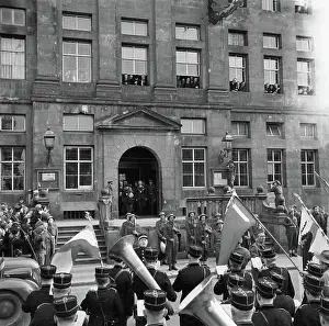 Anefo photo collection. Journey from Queen Wilhelmina by liberated southern Netherlands (Zeeland)