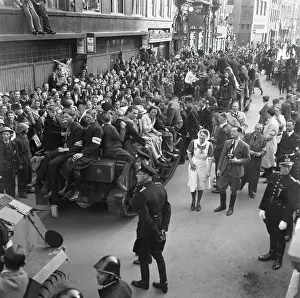 Hague Prints: Anefo photo collection. Liberation joy: The Hague