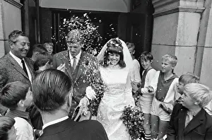 Players Prints: Anefo photo collection. Marriage Piet Keizer and Jenny Hoopman