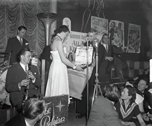 Election Prints: Anefo photo collection. Miss Holland 1950