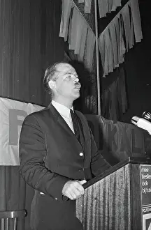 Speak Prints: Anefo photo collection. PPR congress in S-Hertogenbosch; Bas de Gaay Fortman speak