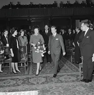 Beatrix Prints: Anefo photo collection. Princess Beatrix in Ridderzaal in The Hague