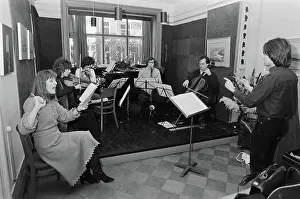 Ensemble Prints: Anefo photo collection. Rehearsal of the Arcadi ensemble in the Suite building in Amsterdam