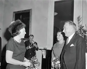Philip Prints: Anefo photo collection. Her royal highness Princess Beatrix lecture attended from Z