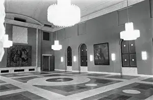 Comes Prints: Anefo photo collection. Royal palace on the dam after the restoration