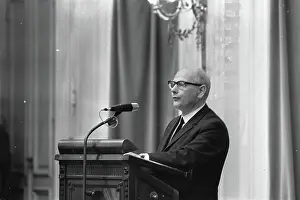 Chamber Prints: Anefo photo collection. Second Chamber Treatment Dismissal of Hall