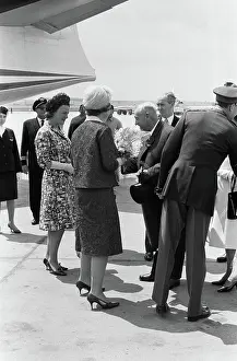 Arrival Prints: Anefo photo collection. State visit Royal Family in Vienna