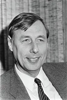 Consumer Prints: Anefo photo collection. Summary consumer association proceedings against Vara's Ombudsman Frits Bom; D