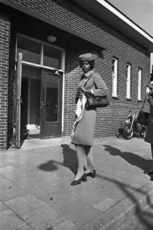 Twelve Prints: Anefo photo collection. Twelve Surinamese Stewardessen installed at KLM