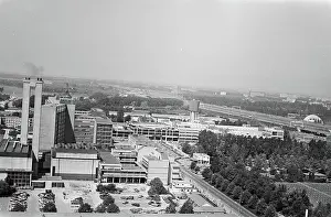 Amsterdam Prints: Anefo photo collection. VU hospital in Amsterdam with the new construction on the right