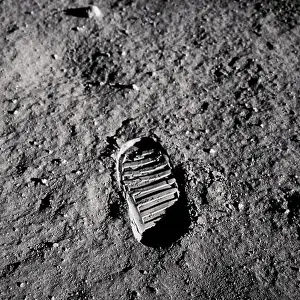 Natural Science Prints: Apollo 11 - Footprint on an Alien World