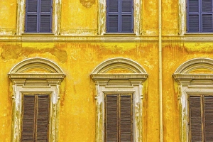 Streetscene Prints: appartment block, Rome