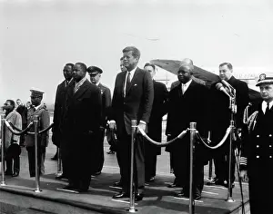 Jacques Prints: Arrival ceremonies for Ahmadou Ahidjo