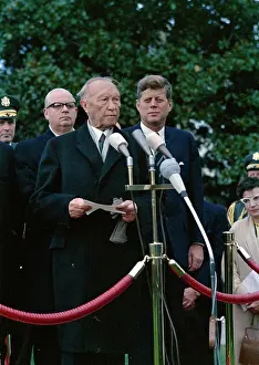 Assistant Prints: Arrival ceremonies for Konrad Adenauer