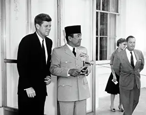 Network Prints: Arrival ceremonies for Sukarno