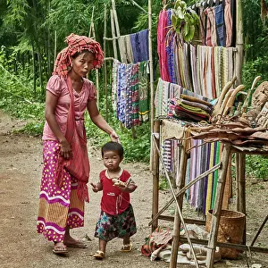 Al Fresco Prints: Asia; Myanmar, Pa-O or Pao Mothe in traditional dress