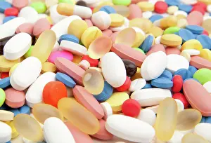 Nahaufnahme Prints: background made of colorful pills background made of colorful pills texture Copyright: xZoonar