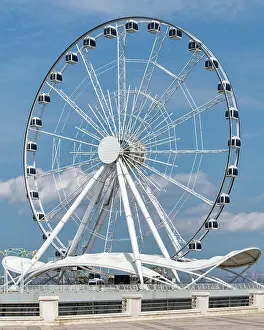 Besichtigung Prints: Baku Eye Riesenrad, in der Nähe des Deniz Einkaufszentrums in Baku
