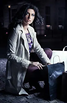 Gorgeous Prints: Beautiful brunette and her shopping