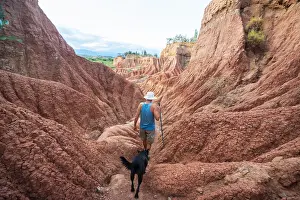 Berge Prints: Bizarre Felsformationen in der Tatacoa-Wüste