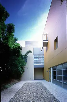 External Prints: blacktown district hospital bamboo atrium