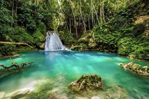 Tropical Prints: Blue hole