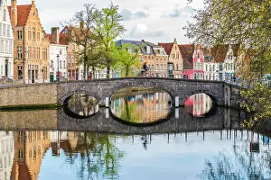 Belgium Prints: Bridge and houses on Langerei canal