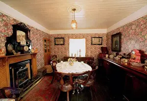 Bunratty Folk Park, Co Clare, Ireland, Traditional cottage
