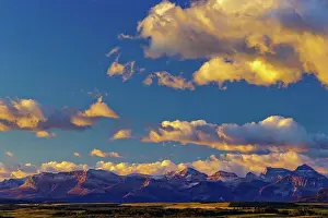 Idyll Prints: Canada, Alberta, Mountain landscape