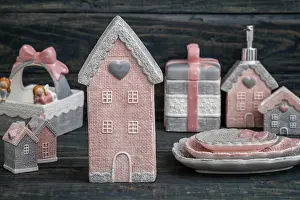 Dekoration Prints: Ceramics, junk, collection, accumulation