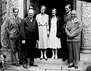 Statesman Prints: Charlie Chaplin Stays the Weekend with Winston Churchill - Charlie Chaplin is spending the week-end with Mr