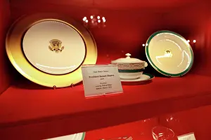 Dennis Brack Prints: The China of the Barack Obama administration in the China Room of the White House