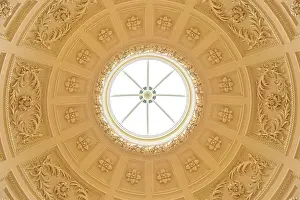 Italienisch Prints: circular roof with window of old building in the city of Bath in the united kingdom circular roof with window of old