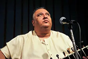 Redaktionelle Prints: Classical Indian Musician Sitar Player Ustad Shujaat Khan Mumbai Maharashtra India Asia Copyright