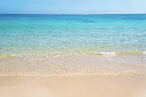 Blue Water Prints: Clear blue water of Lanikai, Oahu