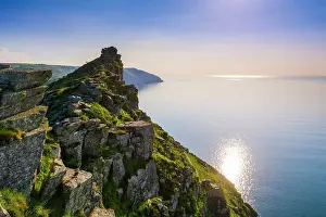Nationalpark Prints: Cliffs overlooking the Bristol Channel at Valley of the Rocks in Exmoor National Park