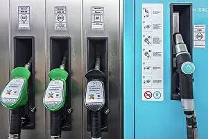 Union Prints: Color-coded gas pump nozzles and new EU fuel identification labels for gasoline E5