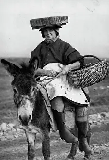 Donkey Prints: The 'Cookle Women Of Penclawdd' -- A typical cockle women is Mrs