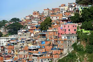 Household Prints: Copacabana neighbourhood and the Pavao Pavaozinho favela slum