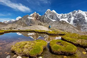 Berg Prints: Cordillera Beautiful mountains landscapes in Cordillera Huayhuash
