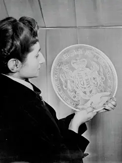 Medal Prints: Coronation Souvenirs Preview For Shoppers