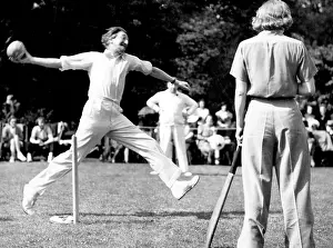 Cricket Prints: Cricket Match Between Authors and Actresses
