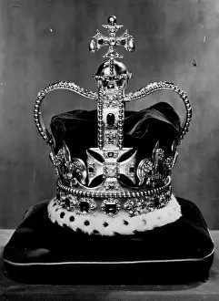 Crown Prints: The Crown Of England -- St. Edward's Crown