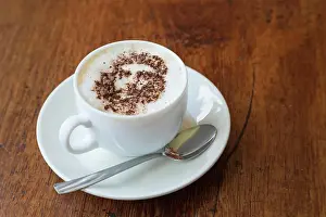 Caribbean Prints: Cuba. Che Guevara is stenciled in cinnamon atop a cup of cappuccino